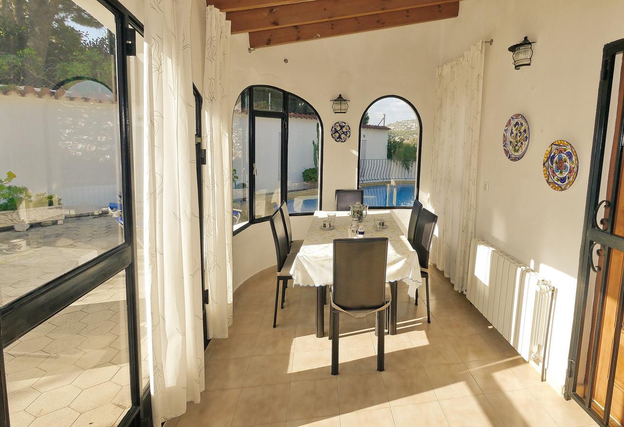 Villa Yvonne - Chill Out, Free Wifi, Close To Facilities Benissa Dış mekan fotoğraf